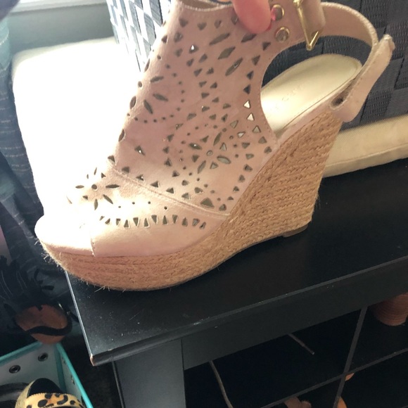 Marc Fischer Wedges - Picture 2 of 7